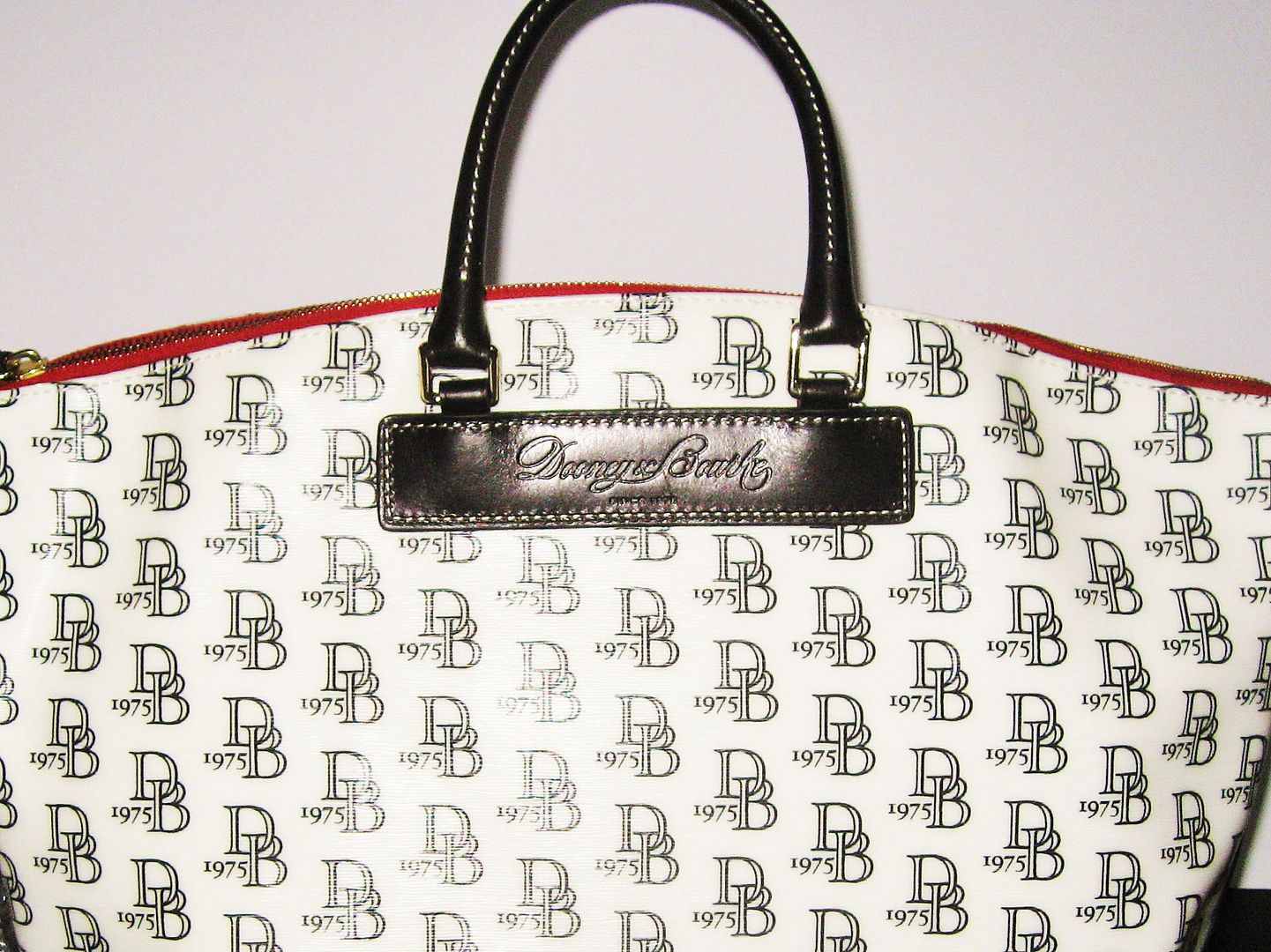 dooney and bourke vanessa