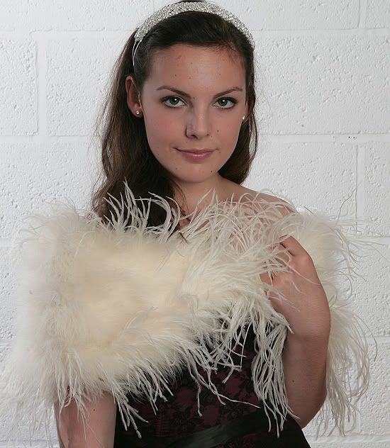 Fluffy-ivory-marabou-women-accessories-002