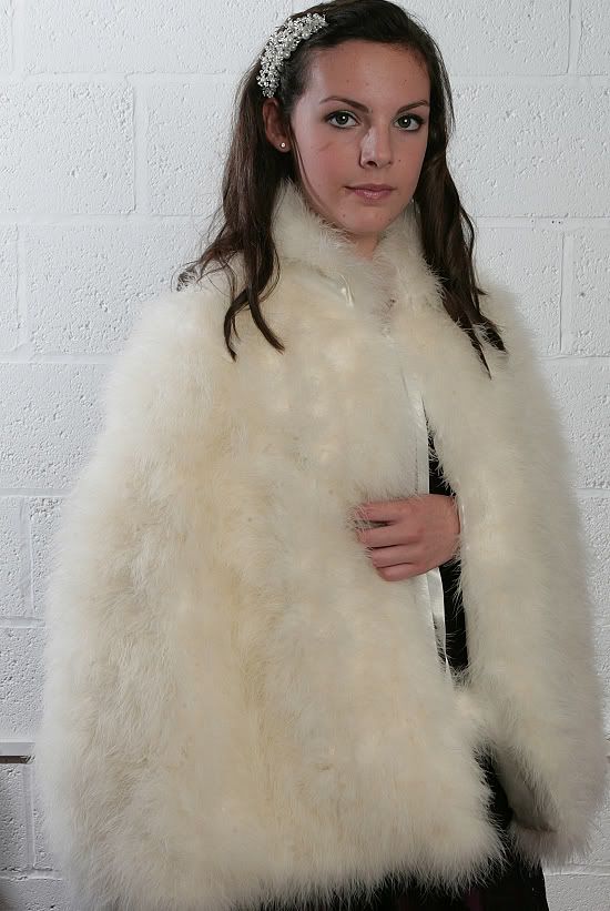 Fluffy-long-off-white-marabou-women-accessories-003