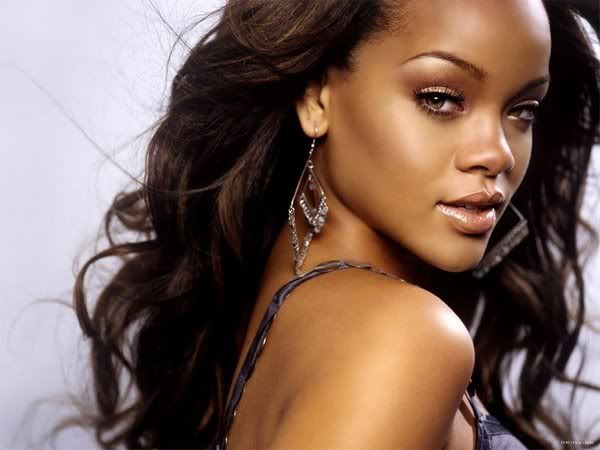 Lovely_Lady_Rihanna_009