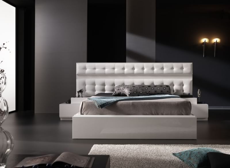 Modern-Bedroom-Furniture-For-Modern-Stylish-Look