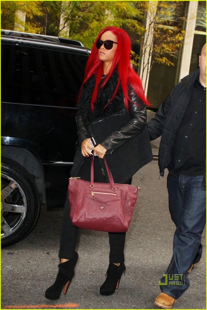 Rihanna-Yves-Saint-Laurent-Tote