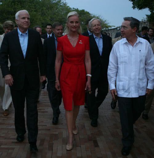 cindy-mccain-first-lady-red-dress