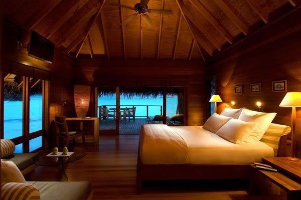 wood-bedroom-villa-resort