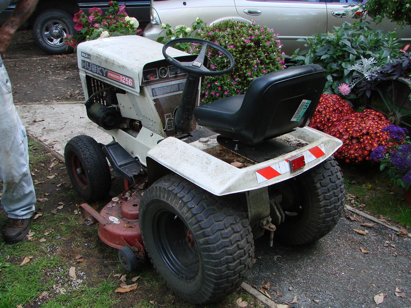 My friend is giving me a large frame Bolens with hydraulic lift! - Page