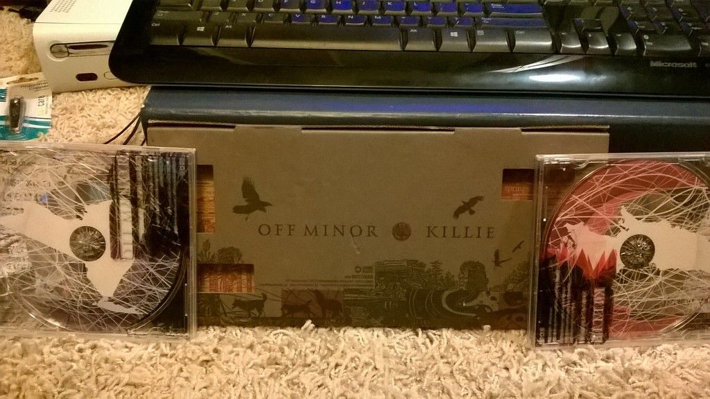 Off%20MinorKillie%20Split_zpsdhp2a2fq.jp
