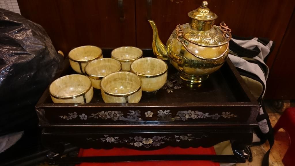 Ấm trà xưa - 2