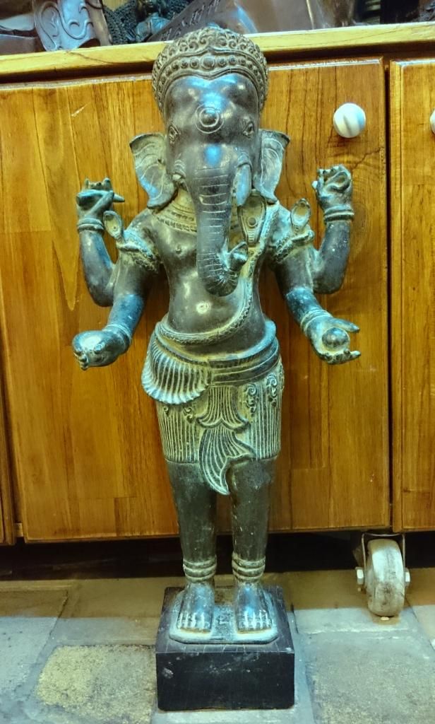 Tượng đồng - 2