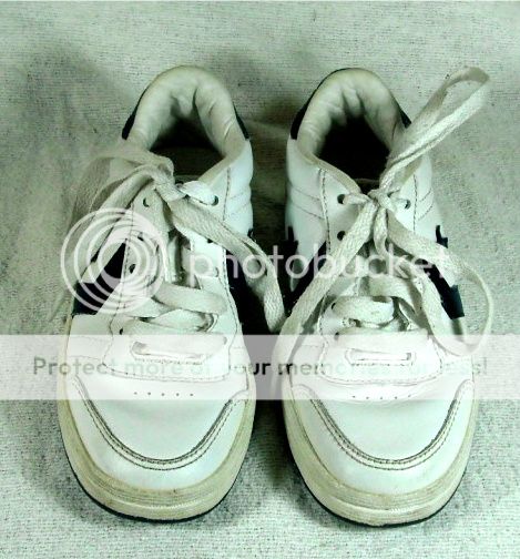 Boys Converse One Star Leather Tennis Shoes Sz US 13  